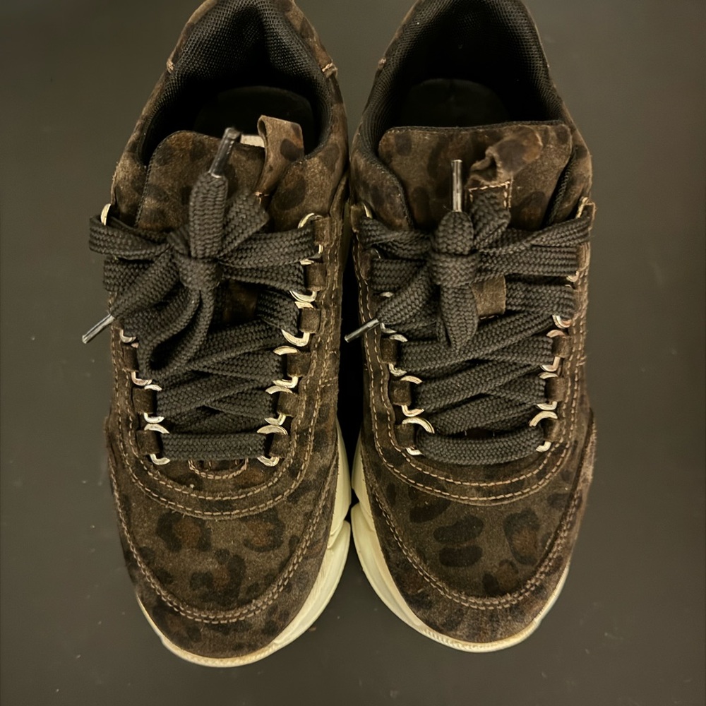 STEVE MADDEN Womens Suede Animal Print Parade Platform Athletic Sneakers 8M